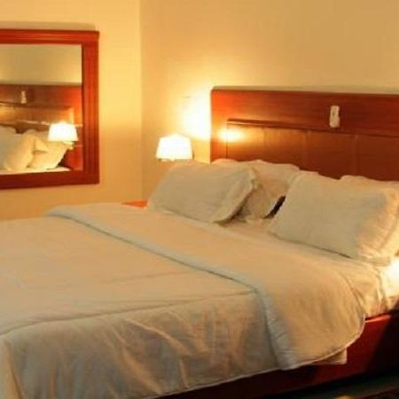 Golden Tulip Warri Airport Hotel Effurun 外观 照片